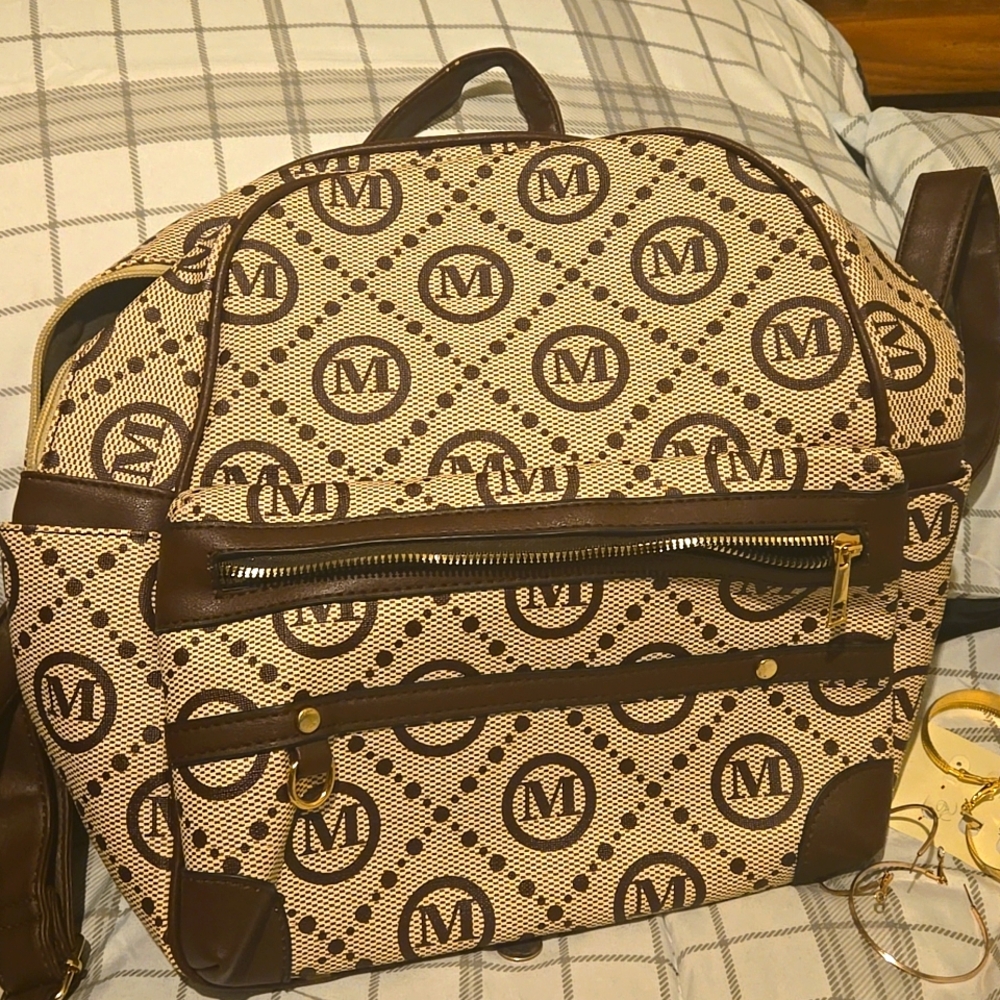 Bags - Picture 1 of 8